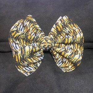 Little lopers big bow